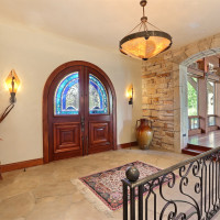 Entry Foyer 2_SMALL FOR MLS UPLOAD